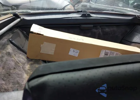 1985 Chevrolet Corvette z USA, uszkodzony, nr VIN 1G1YY0787F5115562